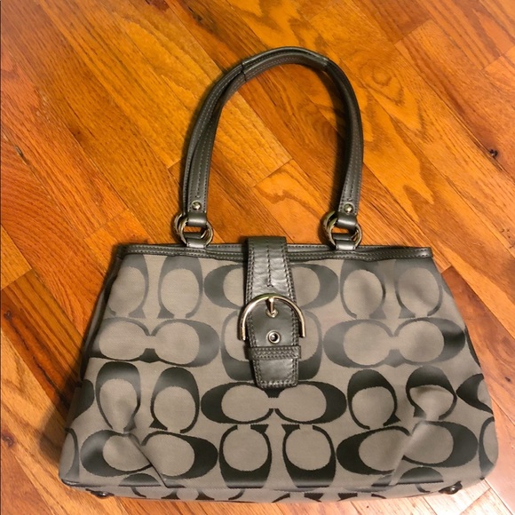 Coach Handbags - Gray Authentic Coach Purse Coach Handbags - Gray Authentic Coach Purse